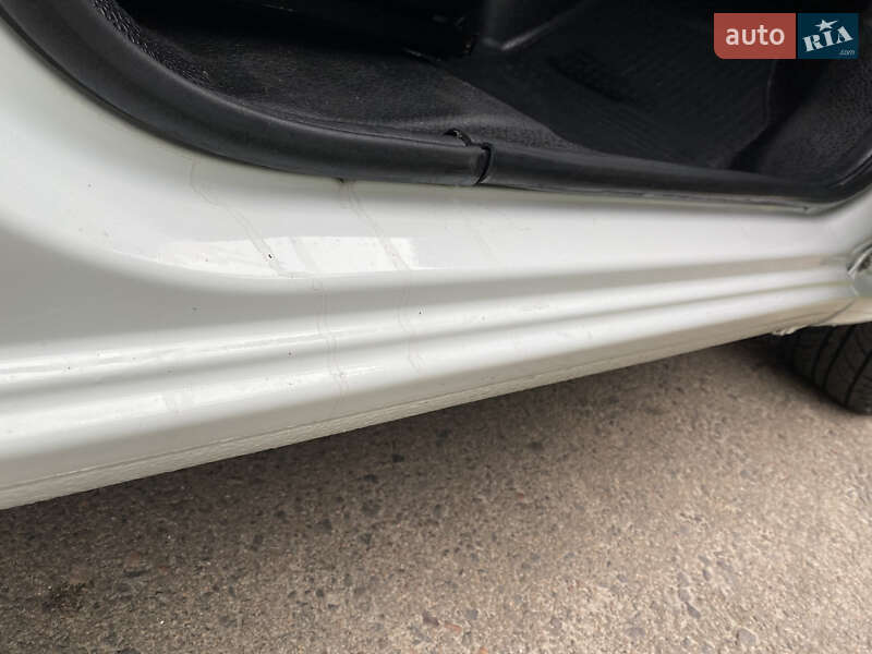 Грузовой фургон Renault Kangoo 2011 в Ровно