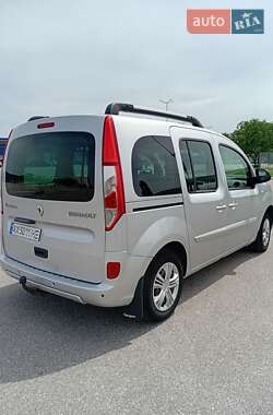 Минивэн Renault Kangoo 2013 в 