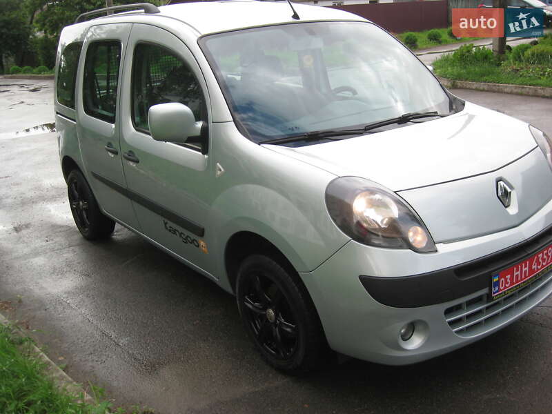 Мінівен Renault Kangoo 2008 в Звенигородці