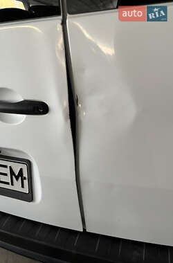Минивэн Renault Kangoo 2009 в 