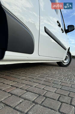 Грузовой фургон Renault Kangoo 2016 в 