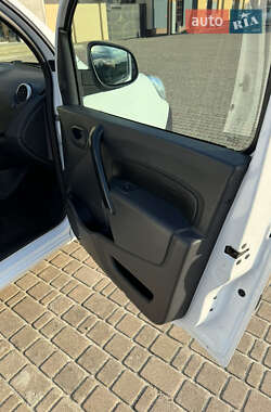 Грузовой фургон Renault Kangoo 2016 в 