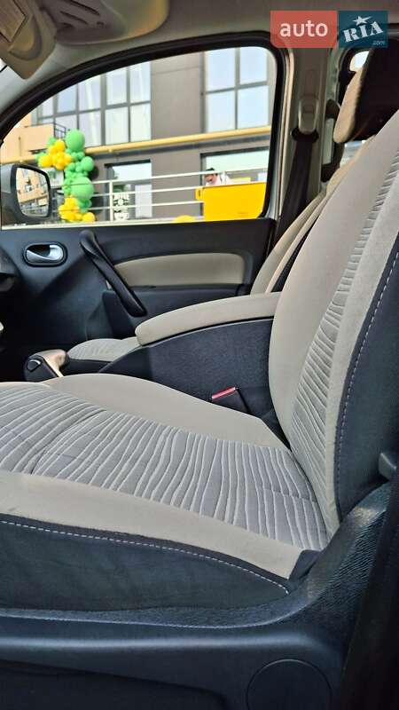 Минивэн Renault Kangoo 2012 в Луцке