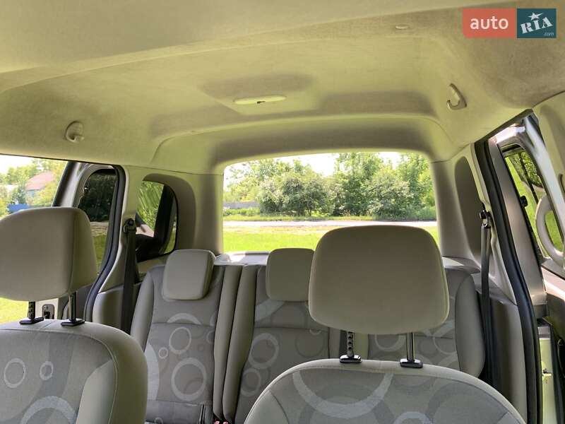 Минивэн Renault Kangoo 2010 в Пирятине