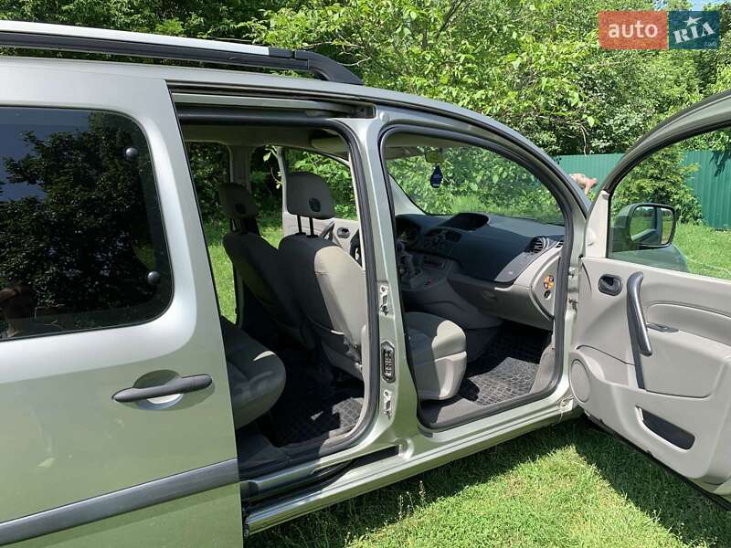 Минивэн Renault Kangoo 2010 в Пирятине