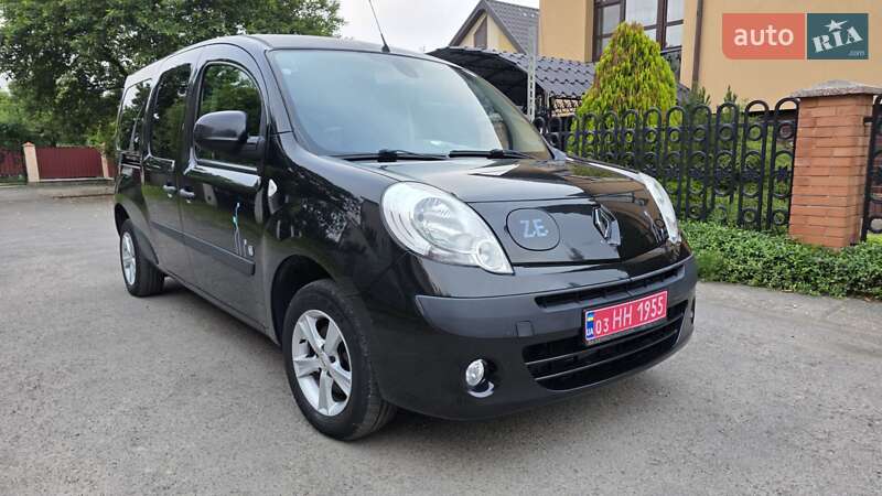 Минивэн Renault Kangoo 2013 в 
