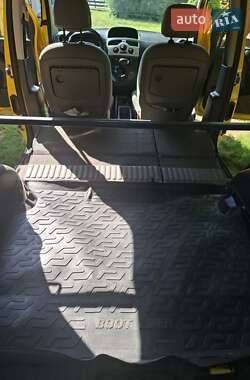 Минивэн Renault Kangoo 2015 в 