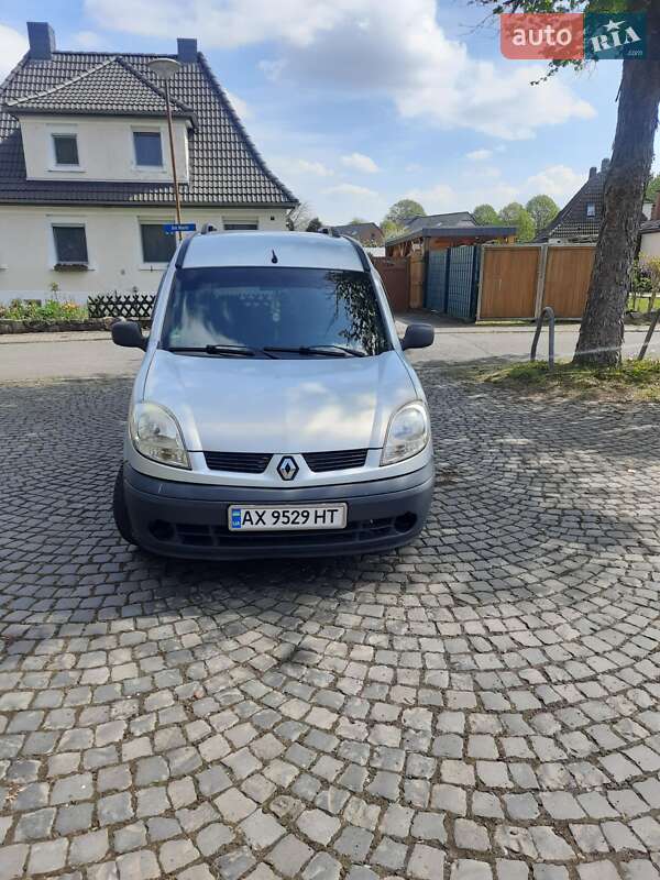 Минивэн Renault Kangoo 2004 в Харькове