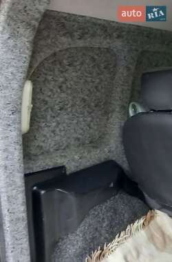 Грузопассажирский фургон Renault Kangoo 2010 в 