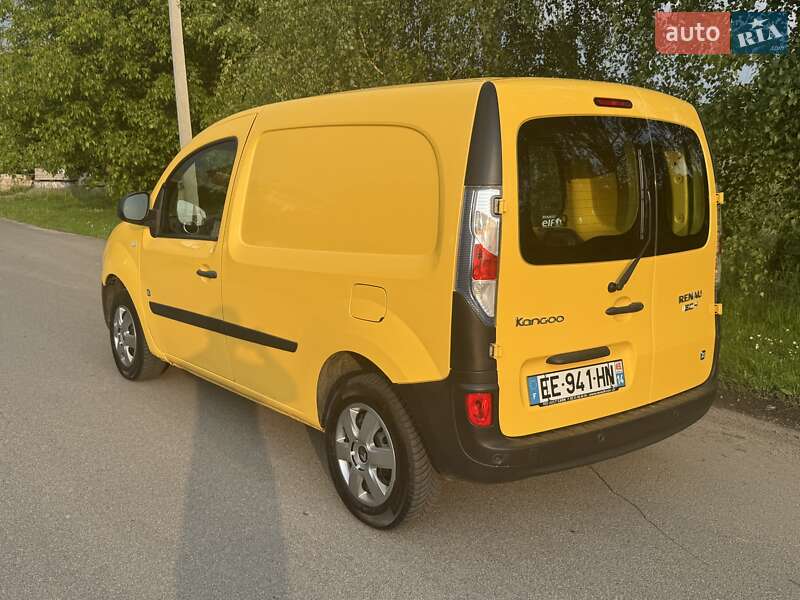 Грузовой фургон Renault Kangoo 2016 в Луцке