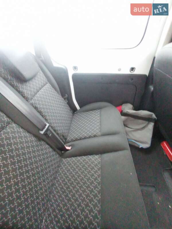 Минивэн Renault Kangoo 2012 в Киеве