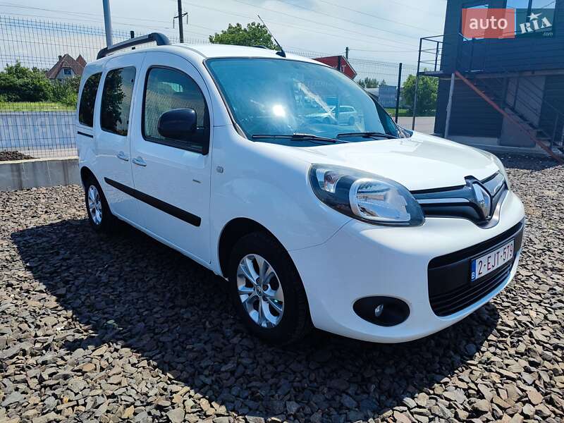 Мінівен Renault Kangoo 2015 в 