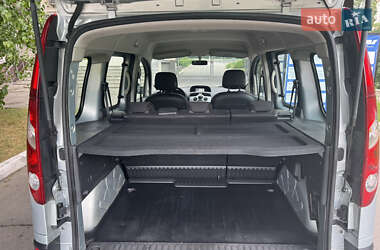 Минивэн Renault Kangoo 2012 в 