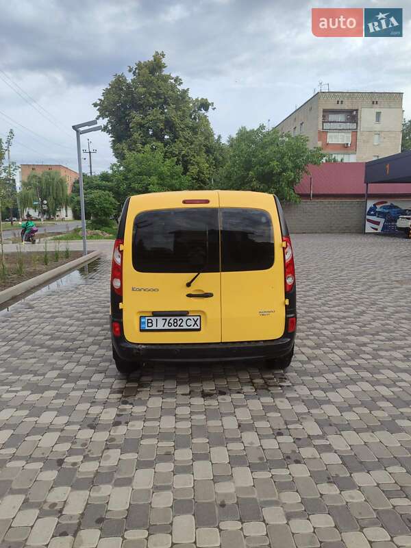 Вантажопасажирський фургон Renault Kangoo 2012 в Гадячі