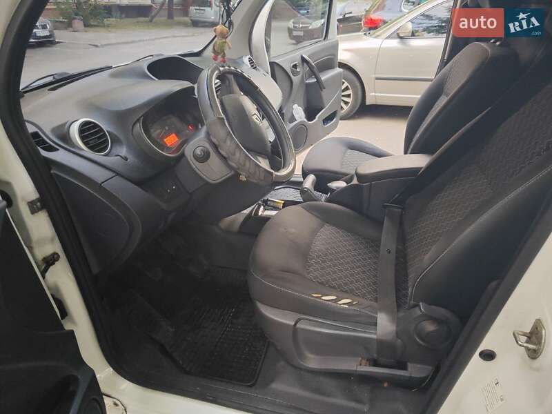 Вантажний фургон Renault Kangoo 2015 в Києві