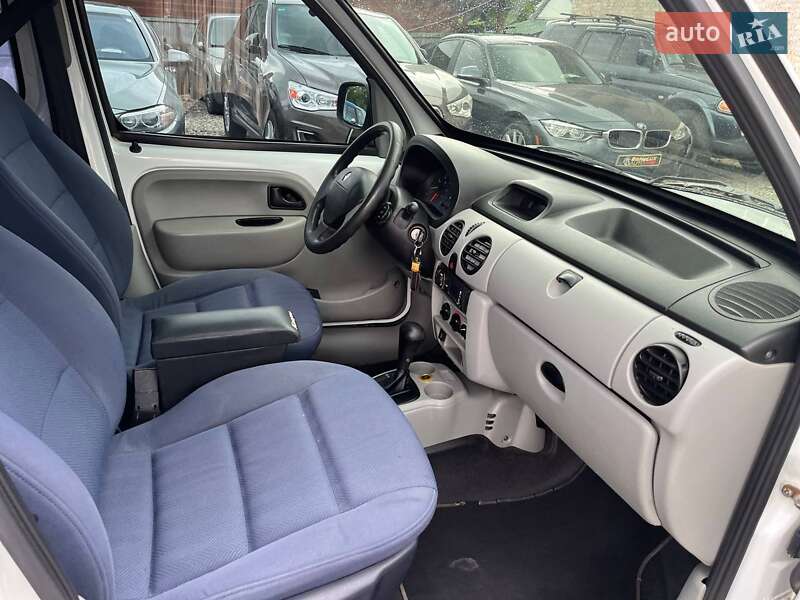 Минивэн Renault Kangoo 2004 в Коломые