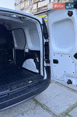 Грузовой фургон Renault Kangoo 2016 в 