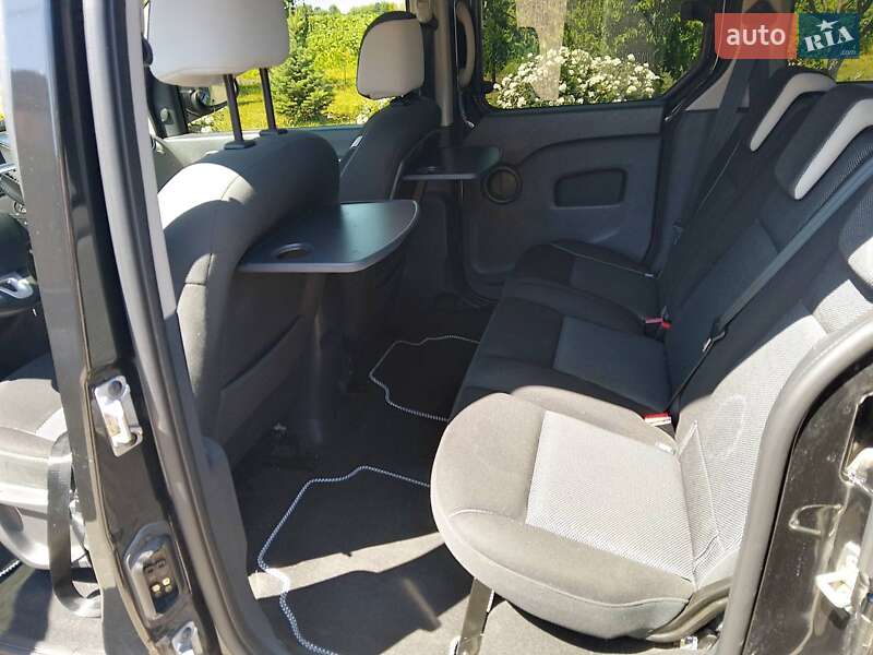Минивэн Renault Kangoo 2014 в Черновцах