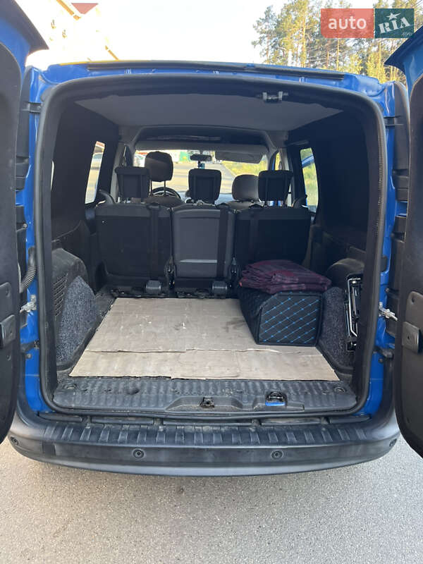 Вантажопасажирський фургон Renault Kangoo 2016 в Ірпені