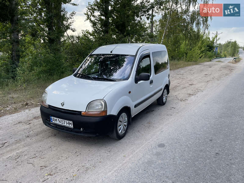 Минивэн Renault Kangoo 2001 в 