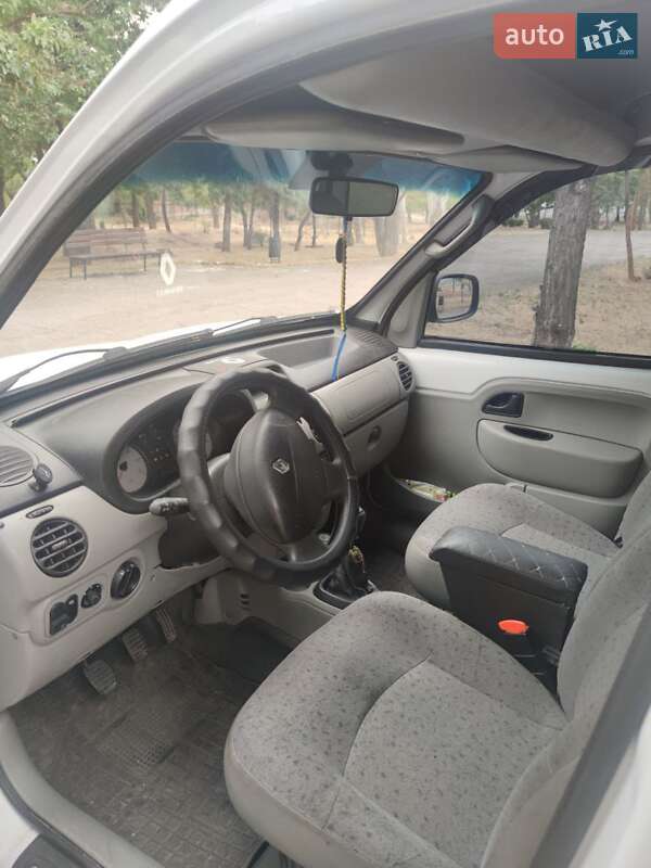Минивэн Renault Kangoo 2004 в Николаеве фото 3 Минивэн Renault Kangoo 2004 в Николаеве