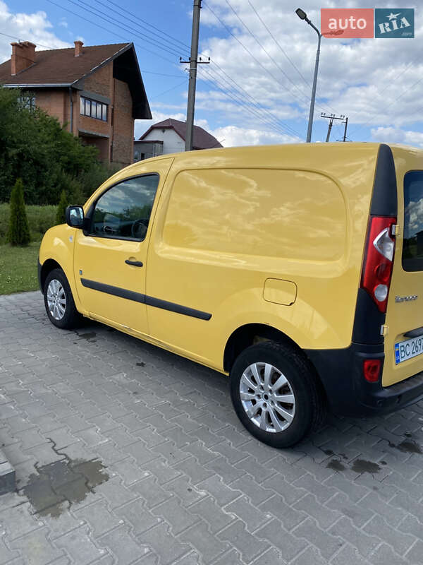 Грузовой фургон Renault Kangoo 2012 в Львове