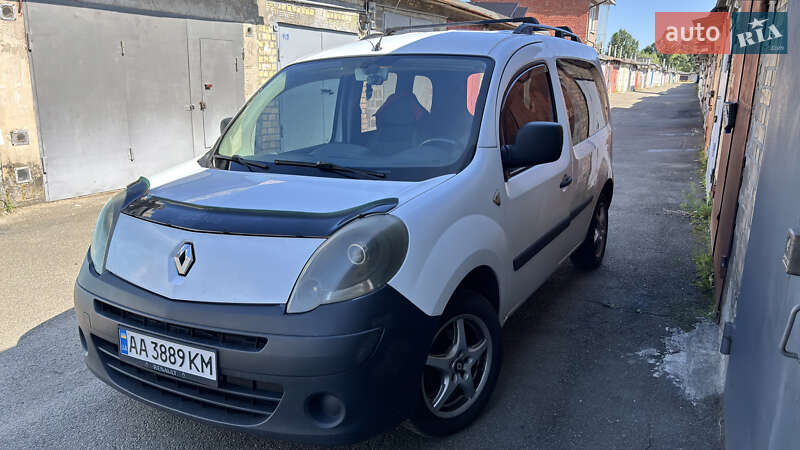 Мінівен Renault Kangoo 2009 в Києві