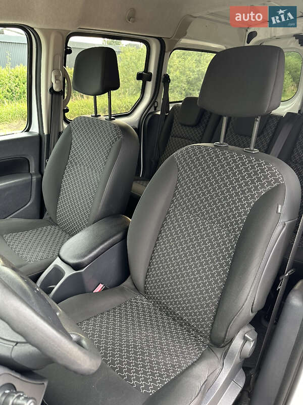 Мінівен Renault Kangoo 2013 в Дрогобичі