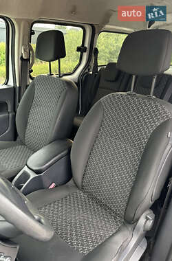 Минивэн Renault Kangoo 2013 в 