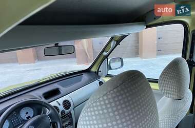 Минивэн Renault Kangoo 2005 в 
