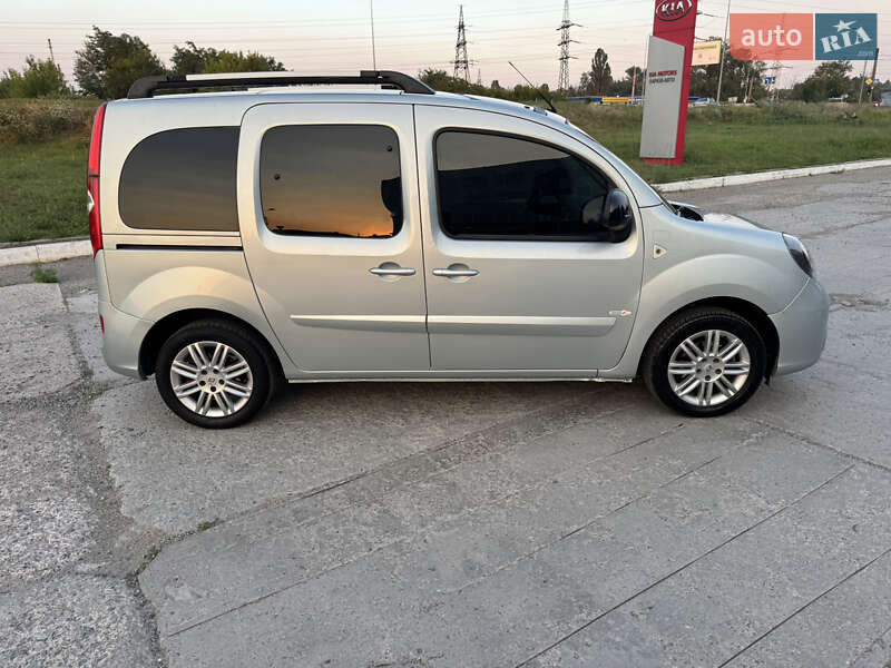 Минивэн Renault Kangoo 2013 в Харькове