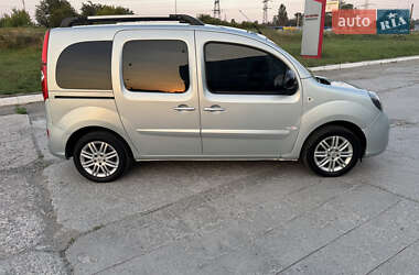 Минивэн Renault Kangoo 2013 в 