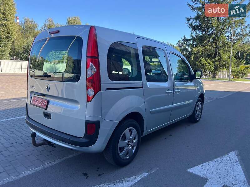 Минивэн Renault Kangoo 2011 в Луцке