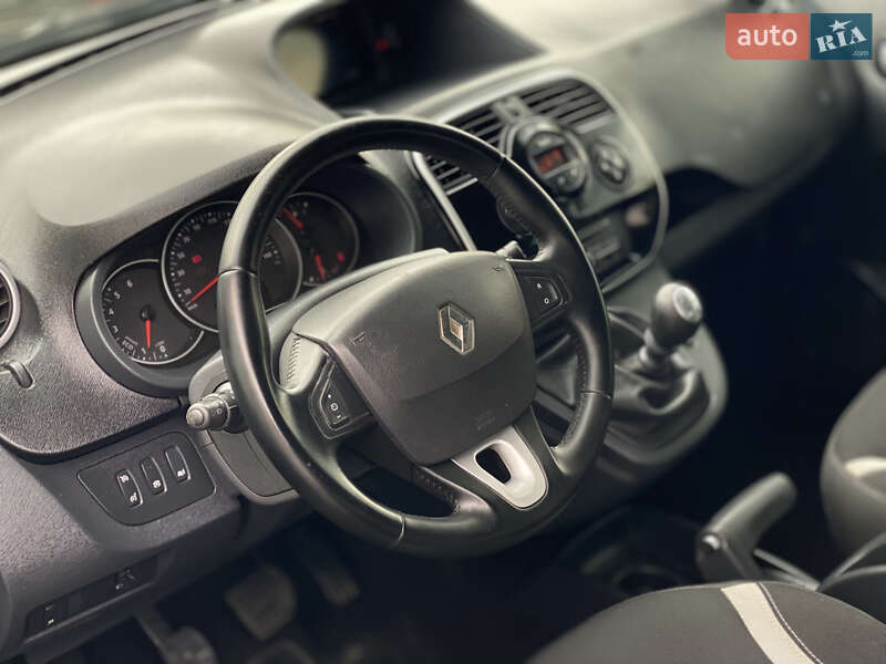 Минивэн Renault Kangoo 2013 в Луцке