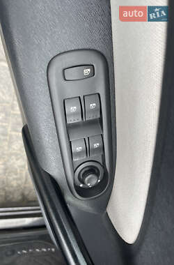 Минивэн Renault Kangoo 2012 в 