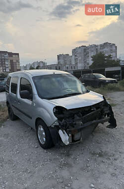 Минивэн Renault Kangoo 2011 в 