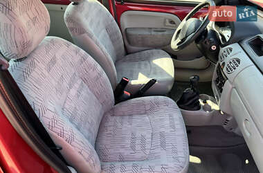 Минивэн Renault Kangoo 2006 в 