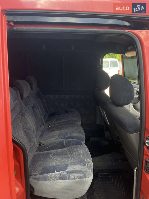 Минивэн Renault Kangoo 2004 в Ровно