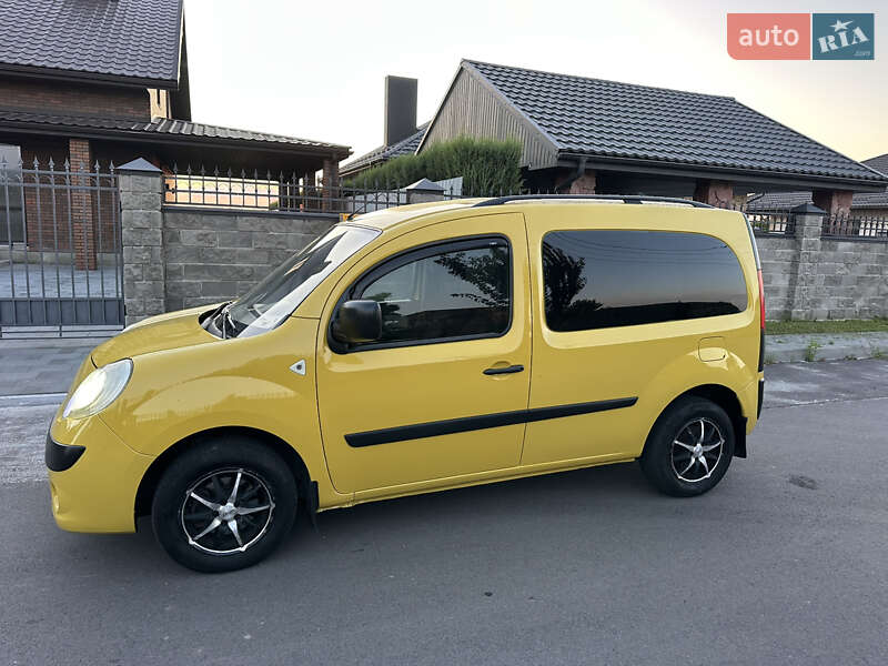 Мінівен Renault Kangoo 2009 в Луцьку