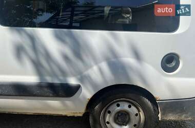 Минивэн Renault Kangoo 2004 в 
