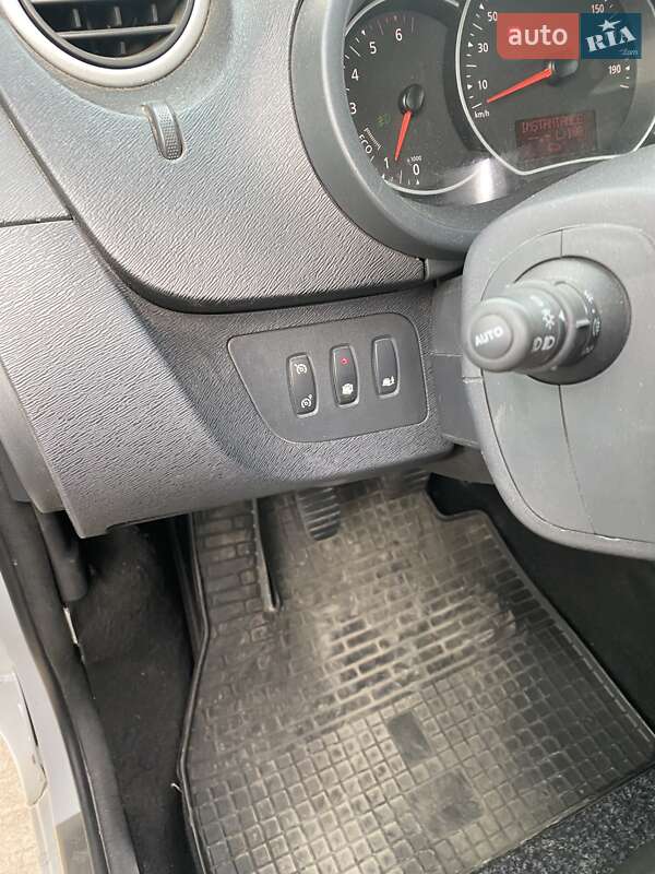 Мінівен Renault Kangoo 2015 в Дніпрі