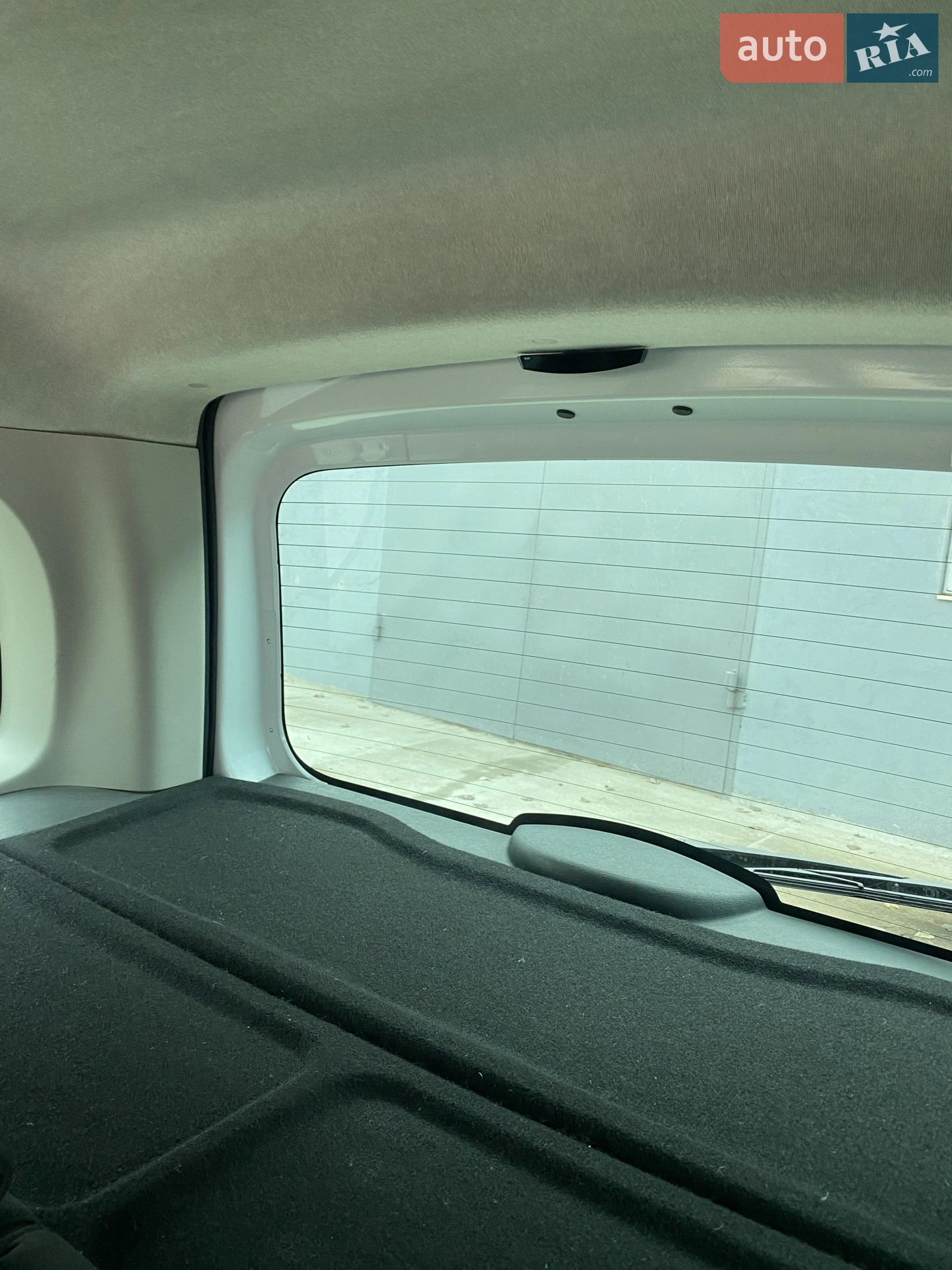 2015 Renault Kangoo - мініатюра 28