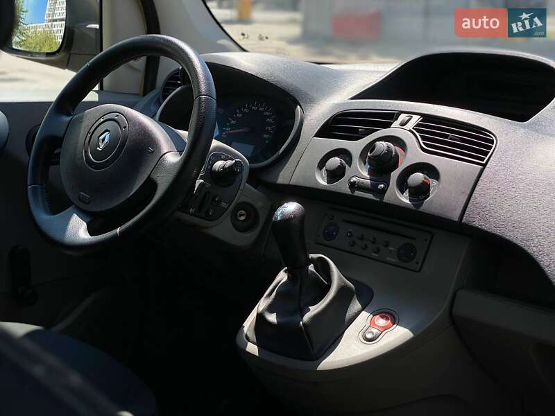 Минивэн Renault Kangoo 2009 в Днепре