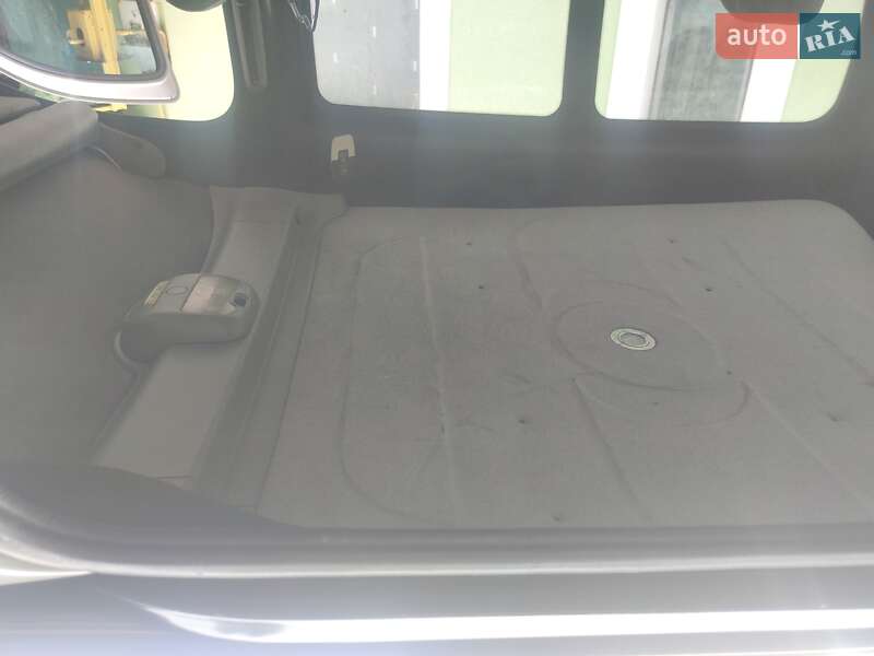 Минивэн Renault Kangoo 2003 в Киеве фото 10 Минивэн Renault Kangoo 2003 в Киеве