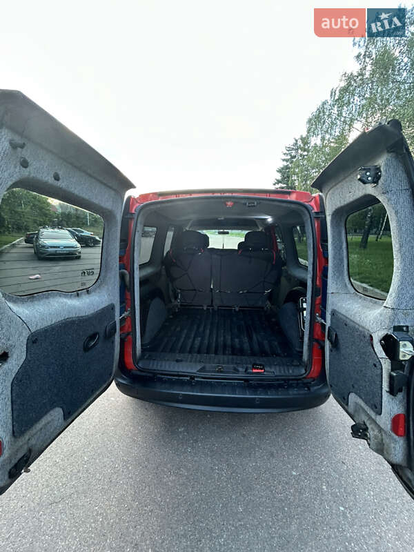 Минивэн Renault Kangoo 2015 в Житомире
