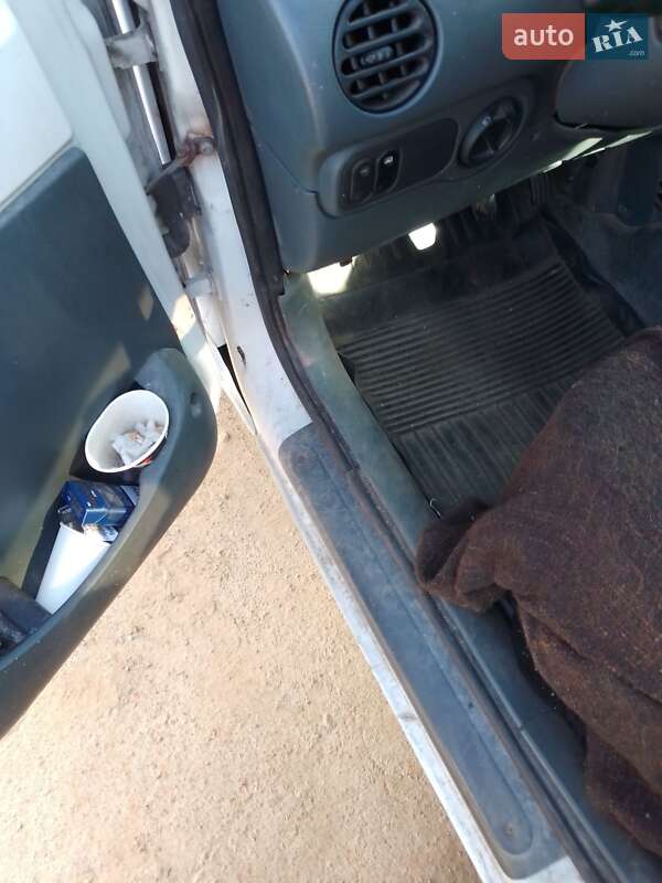 Минивэн Renault Kangoo 1998 в Бориславе