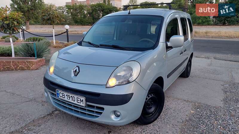 Минивэн Renault Kangoo 2008 в 