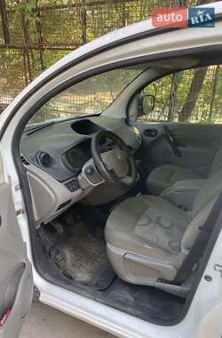 Вантажний фургон Renault Kangoo 2010 в Запоріжжі