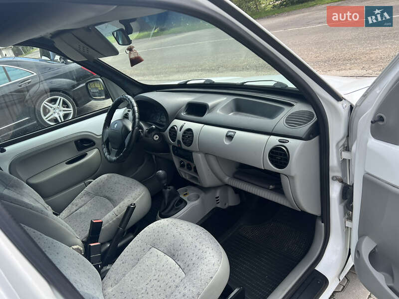 Минивэн Renault Kangoo 2004 в Вижнице фото 9 Минивэн Renault Kangoo 2004 в Вижнице