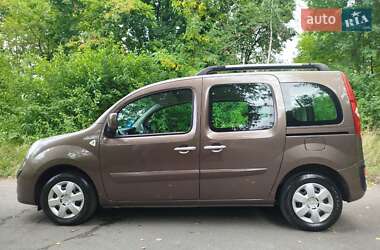 Минивэн Renault Kangoo 2011 в 